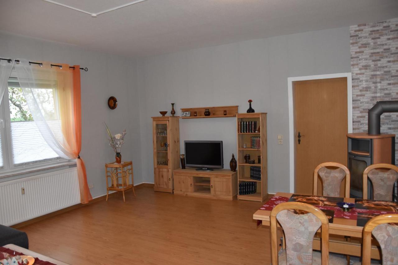 Flora Appartement Galenbeck Buitenkant foto