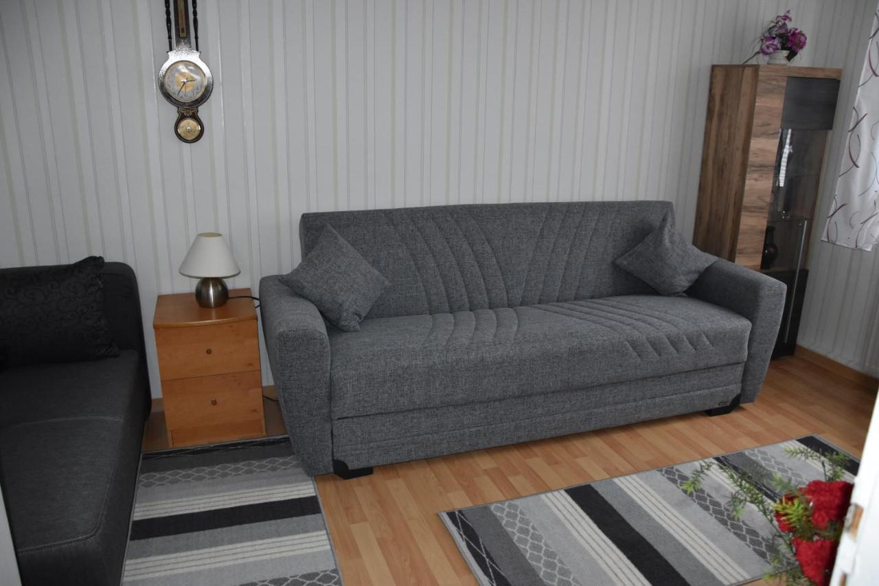 Flora Appartement Galenbeck Buitenkant foto